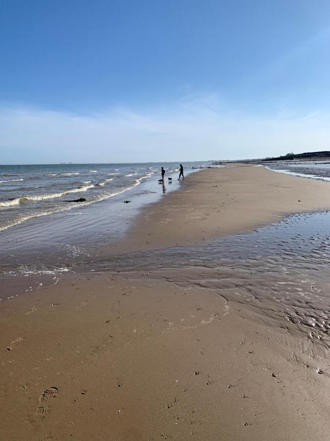 Meadows 3 New Beach Holiday Park Lägenhet Dymchurch Exteriör bild